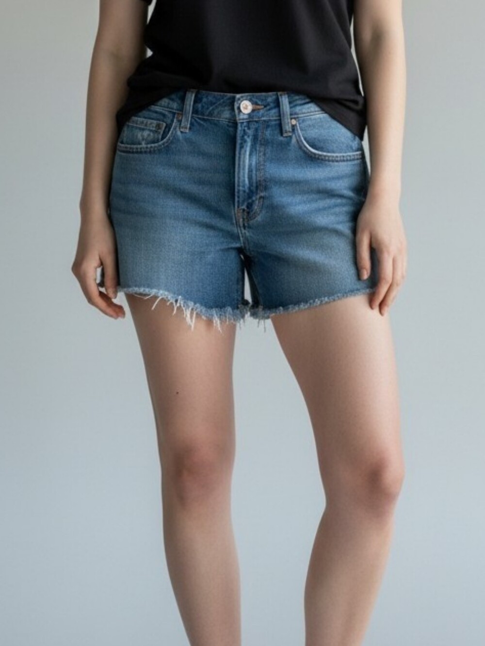 Levis Classic Frayed Hem Blue Denim Shorts Size Woman's 4